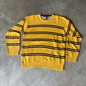 Tommy Hilfiger Men's Yellow and Black Striped Crewneck Sweater